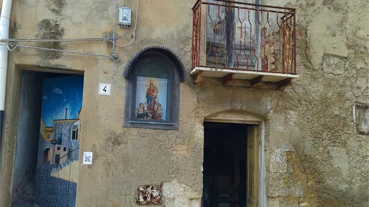Casa singola in Vendita a Mussomeli  S. M. TRAPANI