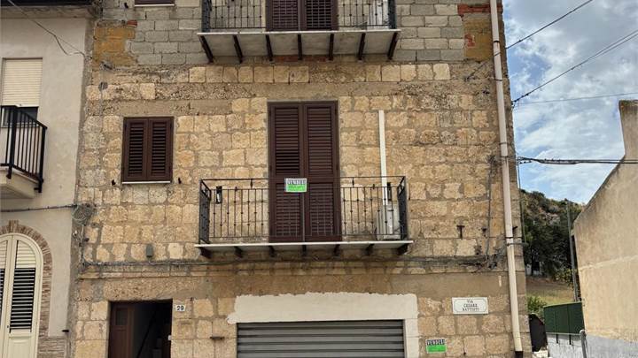 Casa singola in Vendita a Acquaviva Platani (CL) 